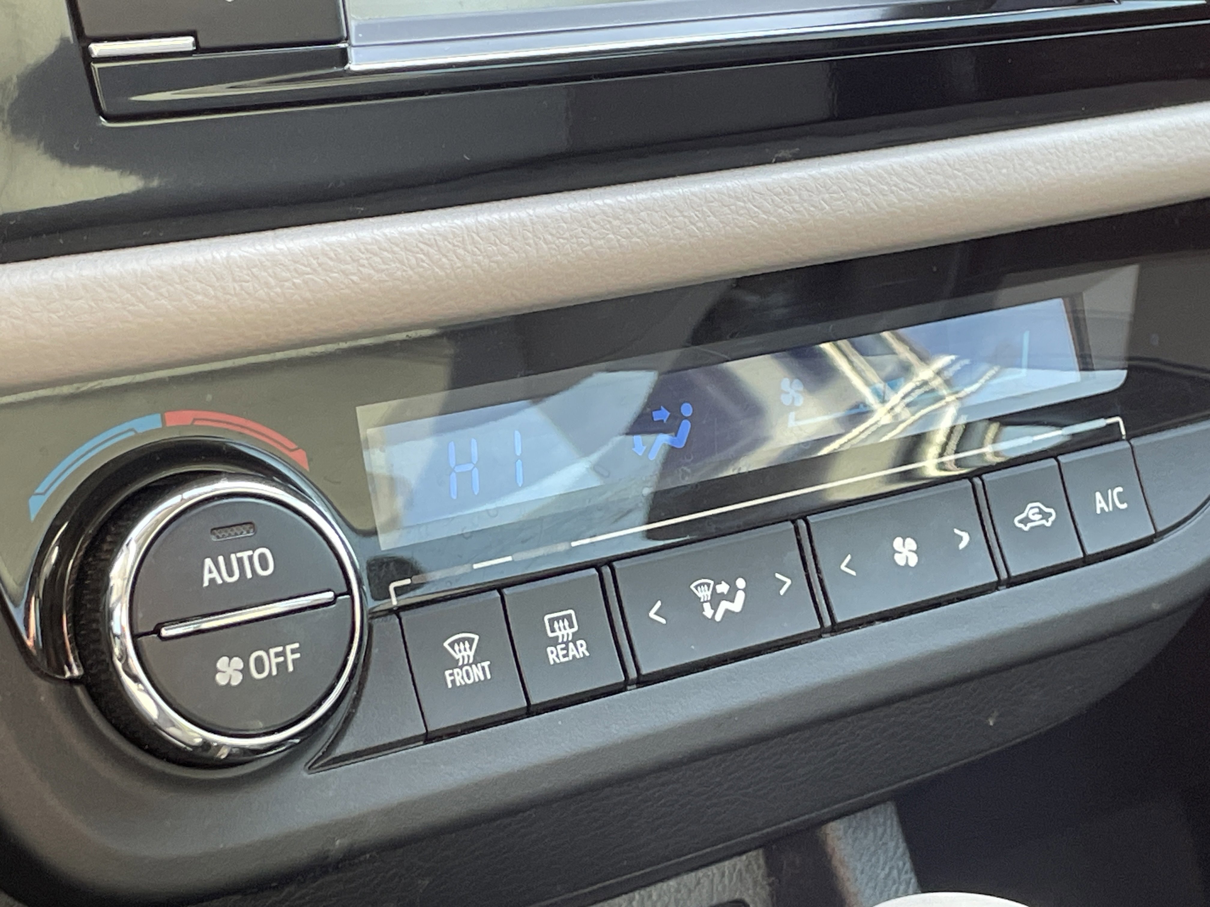 Used 2016 Toyota Corolla LE image 20