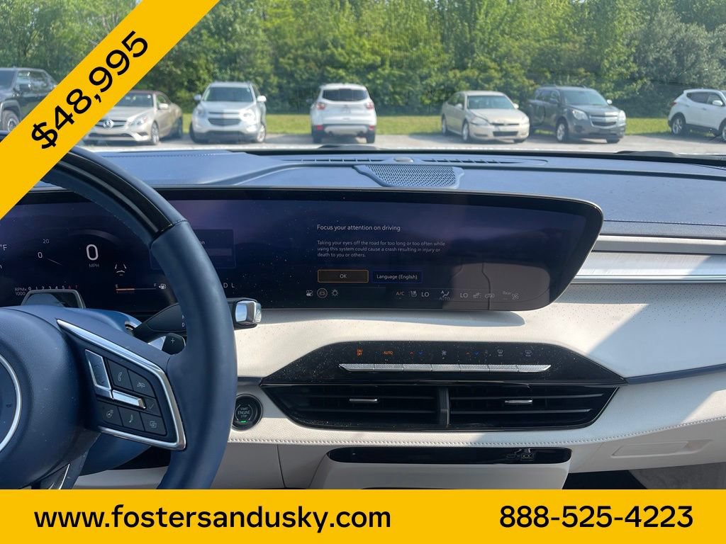 Used 2025 Buick Enclave Avenir w/ Super Cruise Package FWD image 11