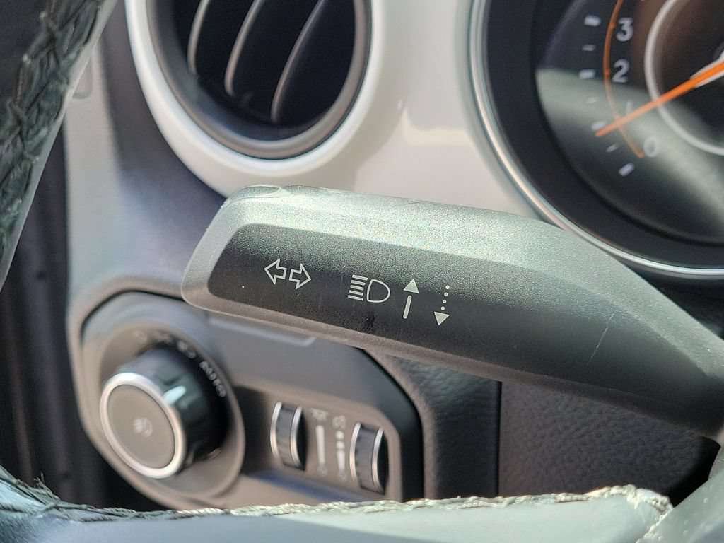 Used 2021 Jeep Wrangler Sport AWD/4WD image 35