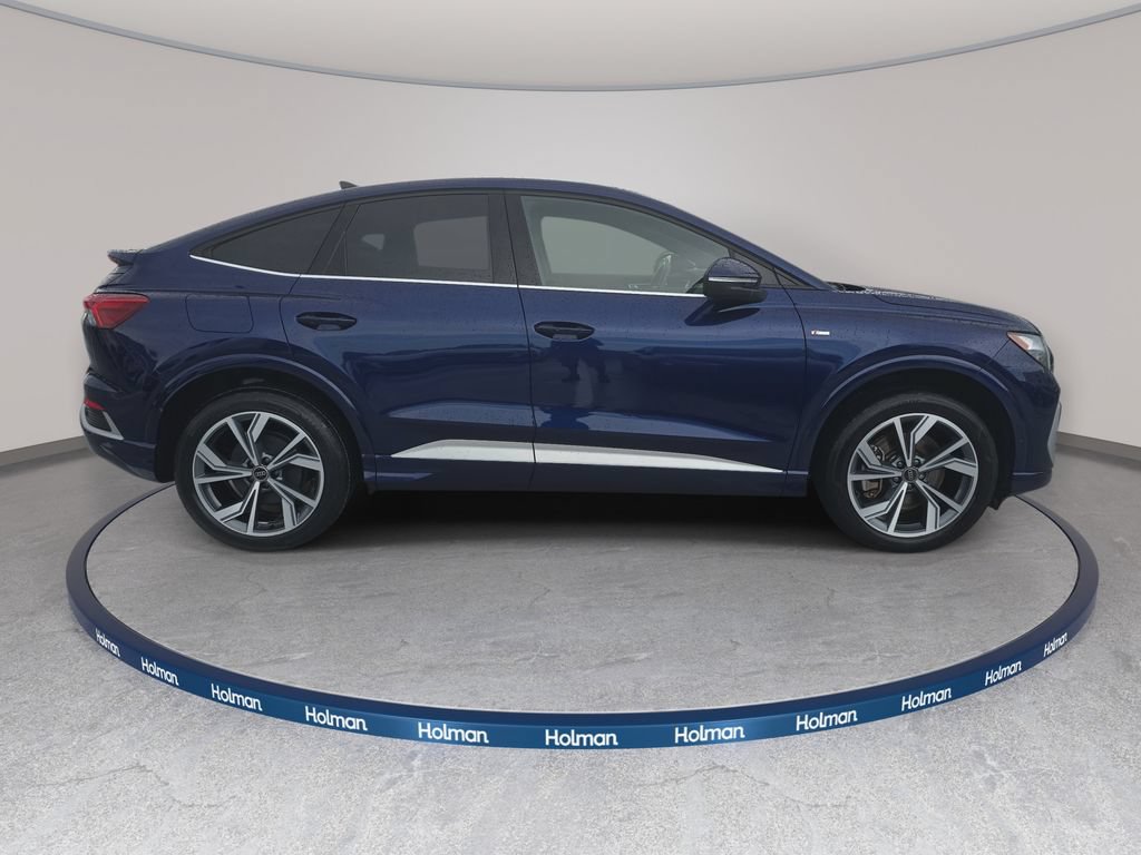Used 2023 Audi Q4 e-tron Premium Plus AWD/4WD image 5