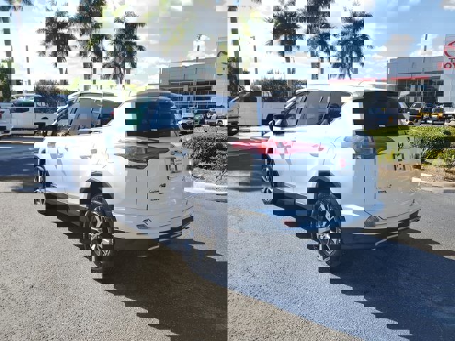 Used 2018 Toyota RAV4 XLE image 3