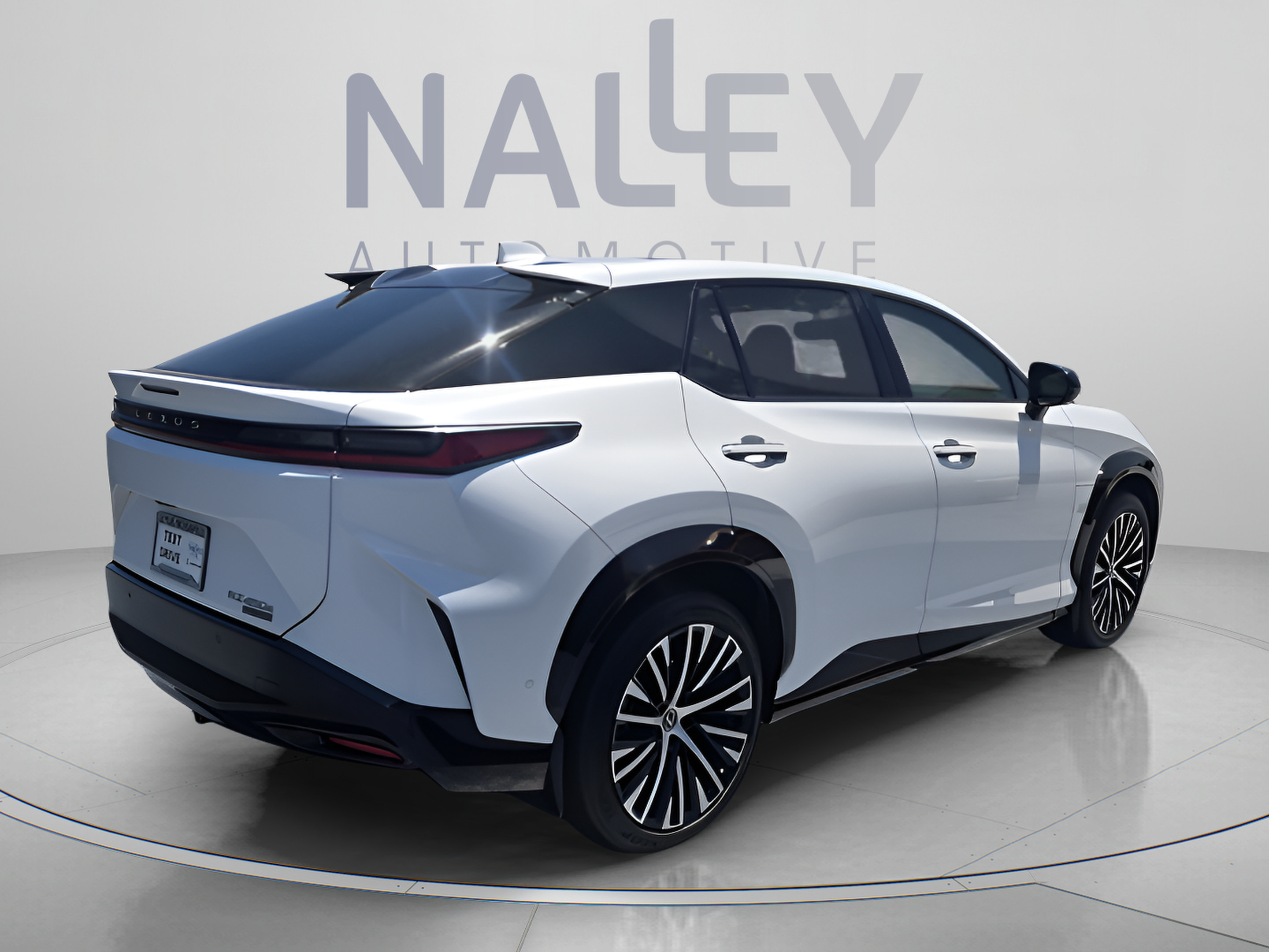 Used 2023 Lexus RZ 450e Premium w/ Technology Package AWD/4WD image 5