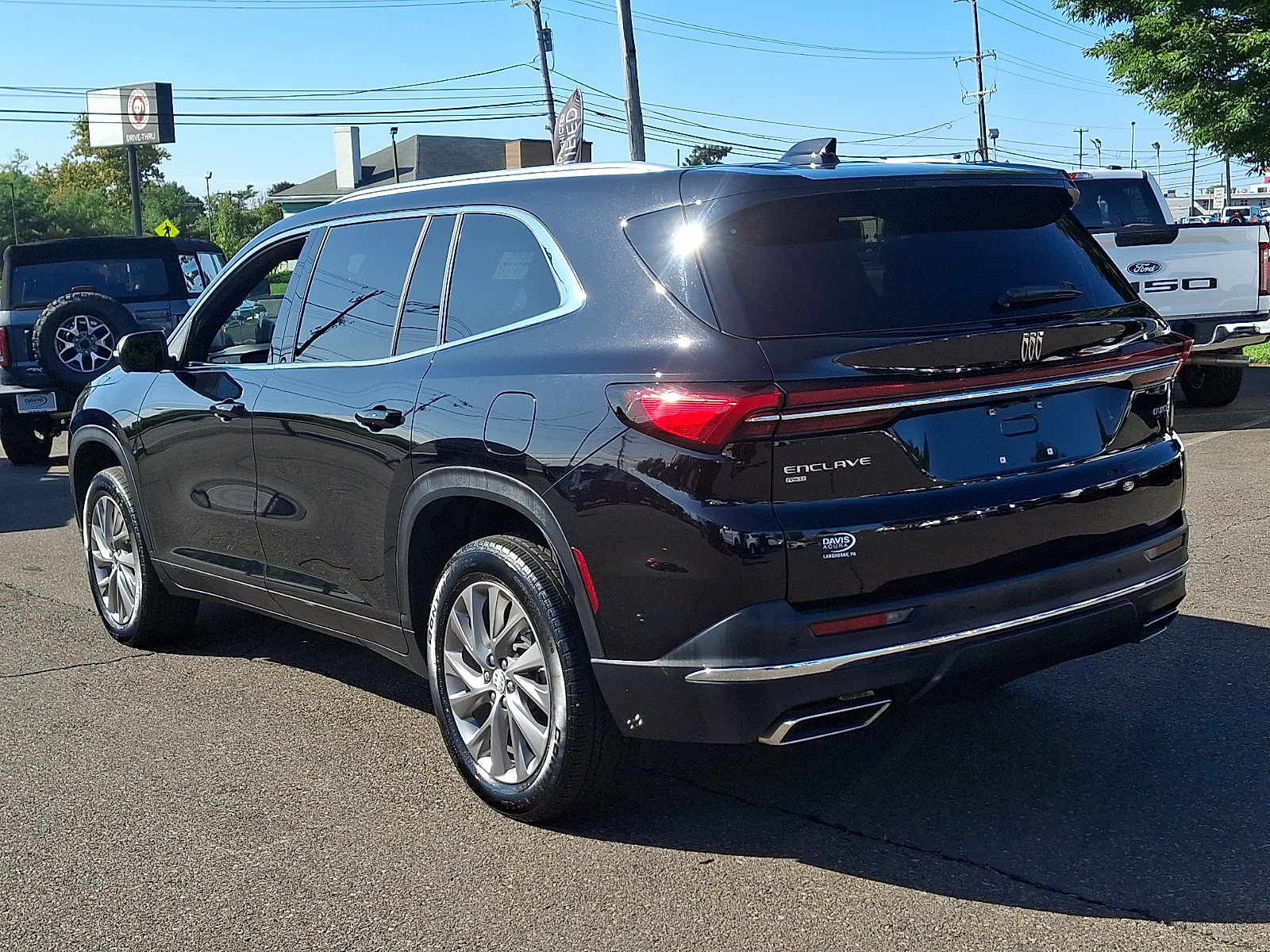 Used 2026 Buick Enclave Preferred AWD/4WD image 6