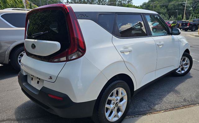 Used 2020 Kia Soul S FWD image 5