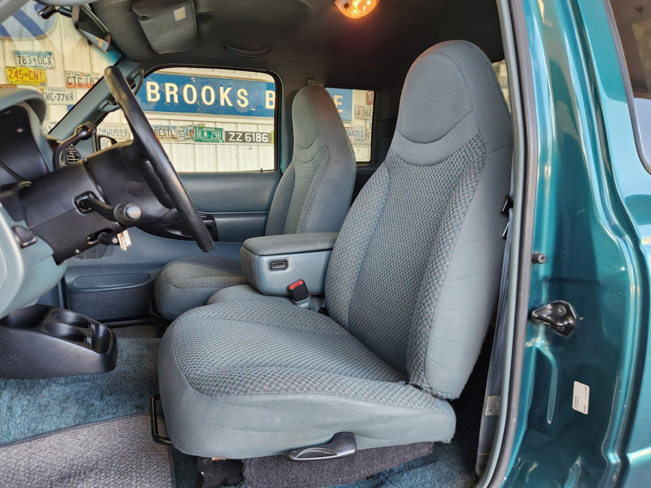 Used 1998 Ford Ranger XLT image 4