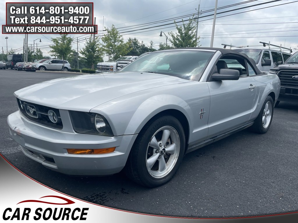 Used 2008 Ford Mustang Premium image 2