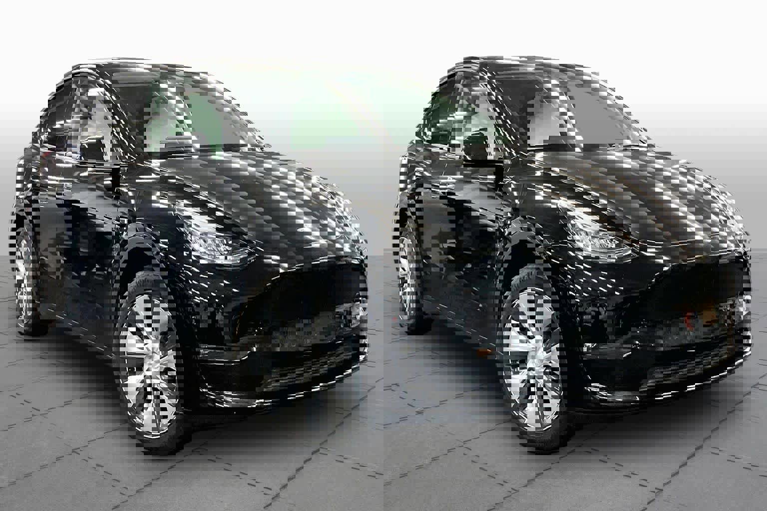 Used 2022 Tesla Model Y Long Range AWD/4WD image 2