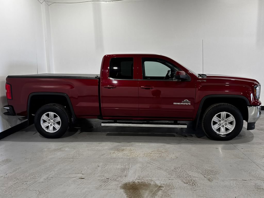 Used 2018 GMC Sierra 1500 SLE AWD/4WD image 21