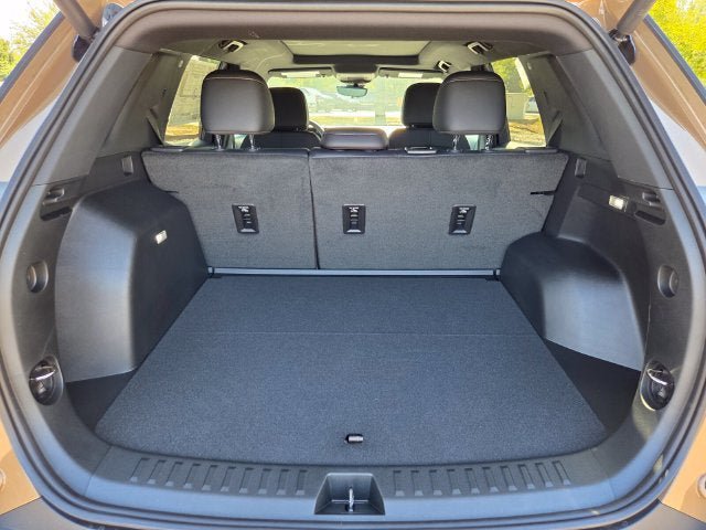 New 2027 Chevrolet Equinox LT w/ Convenience Package II FWD image 14