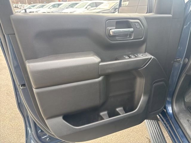 Certified 2022 Chevrolet Silverado 1500 Custom AWD/4WD image 18