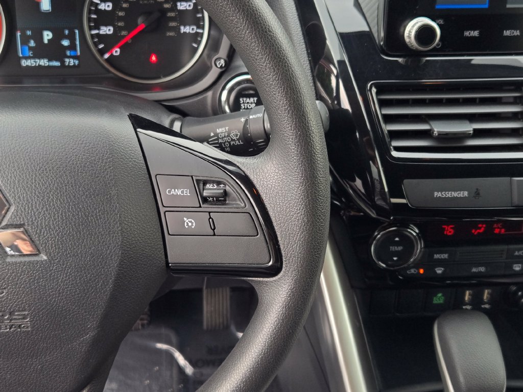 Used 2024 Mitsubishi Eclipse Cross AWD image 38