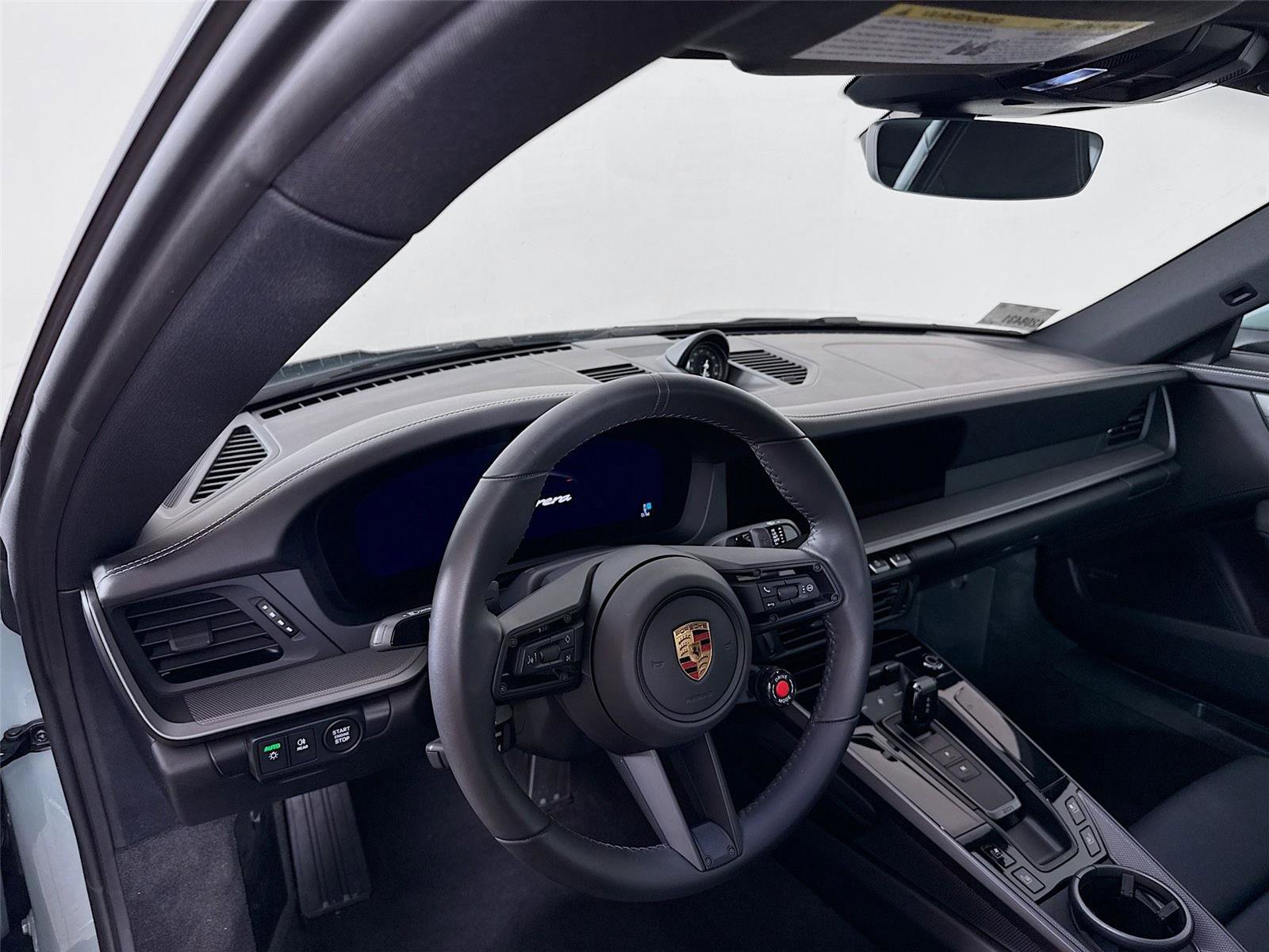 Used 2025 Porsche 911 Carrera image 9