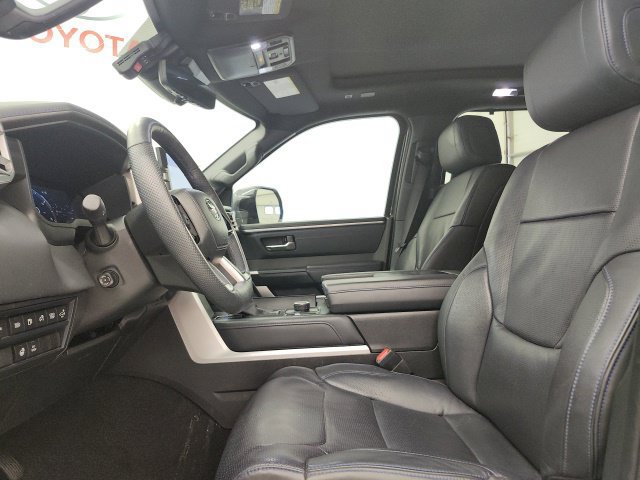 Certified 2025 Toyota Sequoia Platinum AWD/4WD image 17