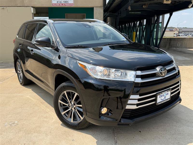 Used 2019 Toyota Highlander XLE AWD/4WD image 7