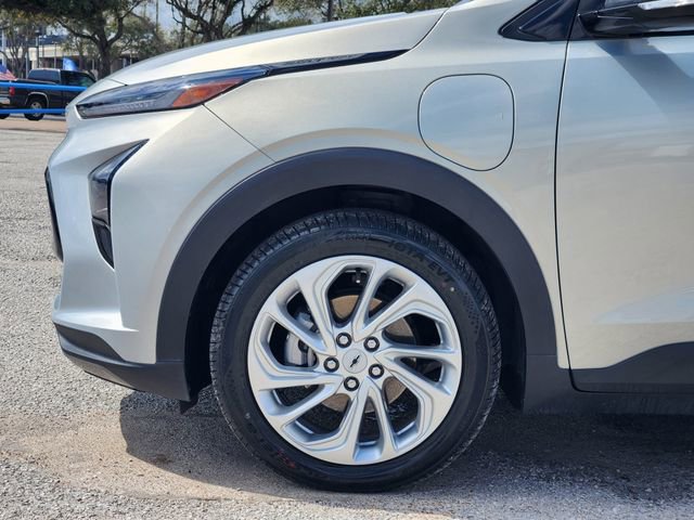 Used 2023 Chevrolet Bolt EUV LT w/ Driver Confidence Package image 8