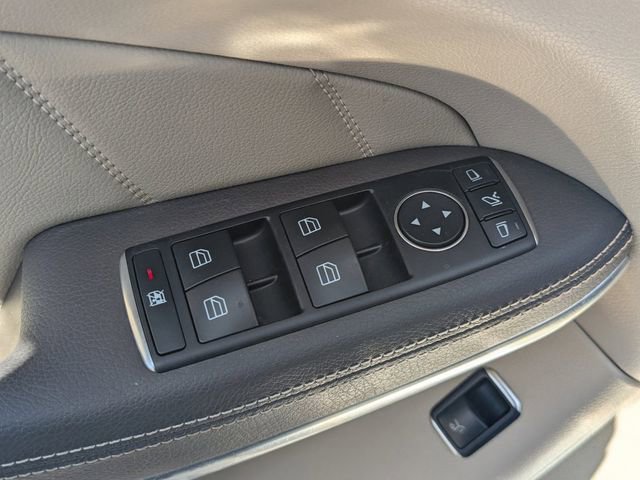 Used 2014 Mercedes-Benz GL 450 4MATIC image 21