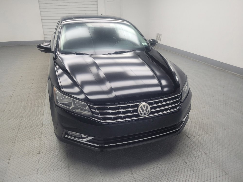 Used 2016 Volkswagen Passat 1.8T SE FWD image 14