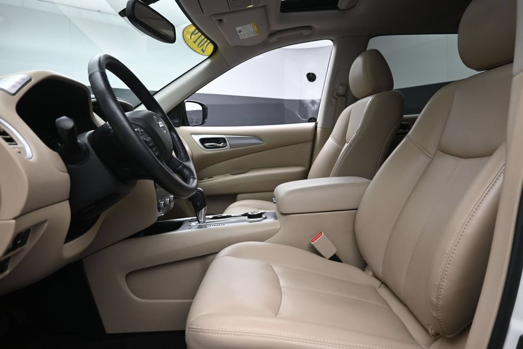 Used 2019 Nissan Pathfinder SL w/ SL Premium Package AWD/4WD image 19