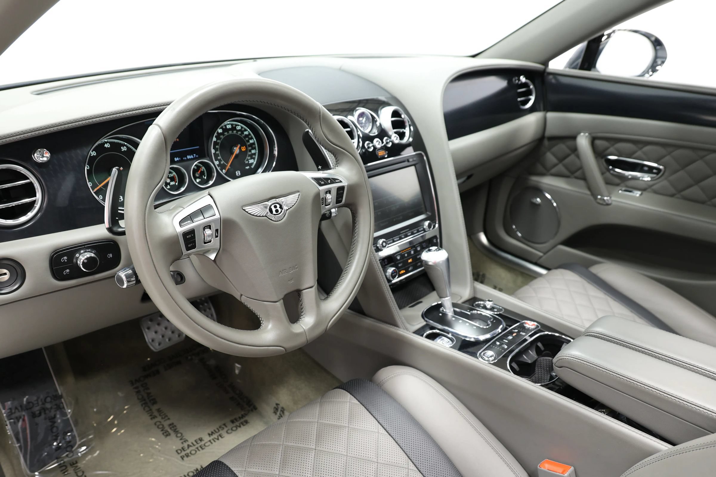 Used 2018 Bentley Flying Spur S W12 AWD/4WD image 22