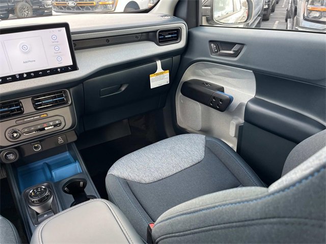 New 2025 Ford Maverick XLT w/ XLT Luxury Package image 14