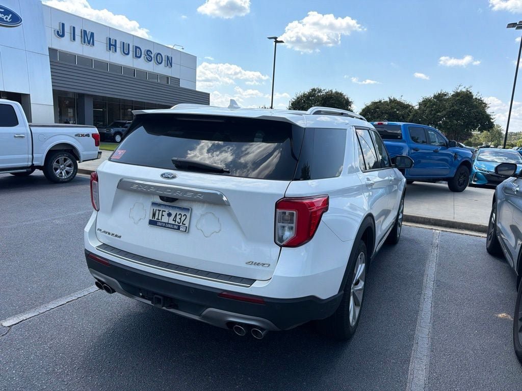 Used 2022 Ford Explorer Platinum w/ Equipment Group 601A AWD/4WD image 15