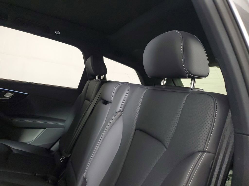 New 2026 Audi Q7 3.0T Premium Plus AWD/4WD image 13