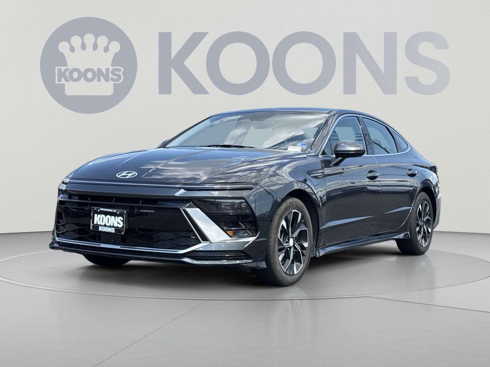 Certified 2025 Hyundai Sonata SEL FWD image 1