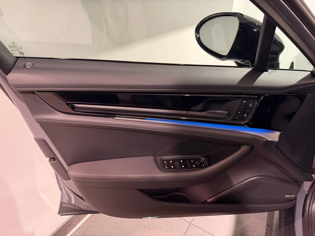 New 2026 Porsche Panamera 4 image 6