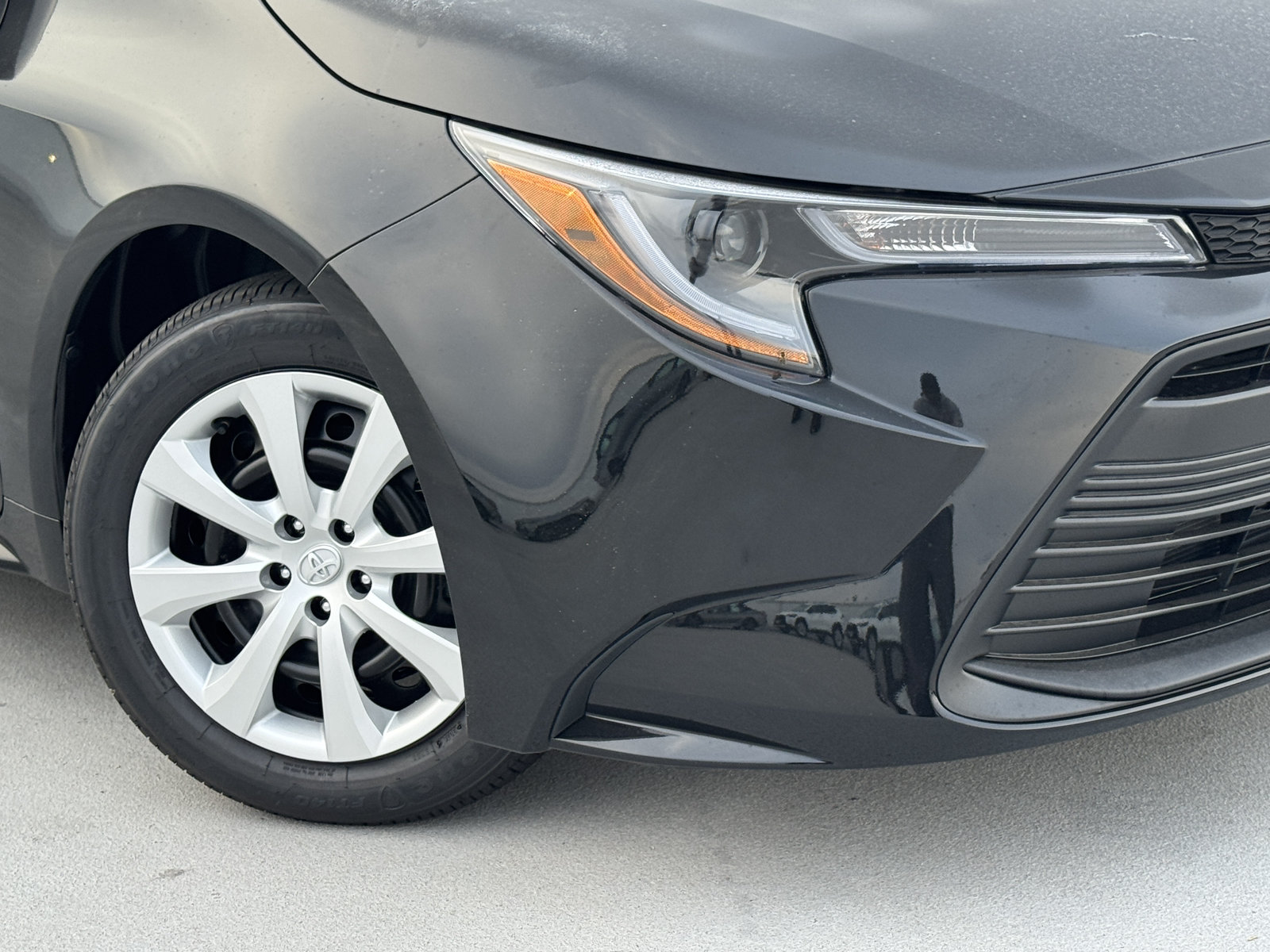 New 2027 Toyota Corolla LE FWD image 10