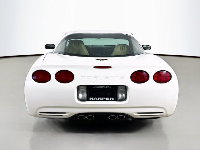 Used 2001 Chevrolet Corvette Coupe w/ Preferred Equipment Group1 RWD image 10