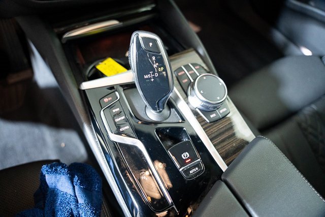 Used 2023 BMW 530i xDrive w/ Convenience Package image 19