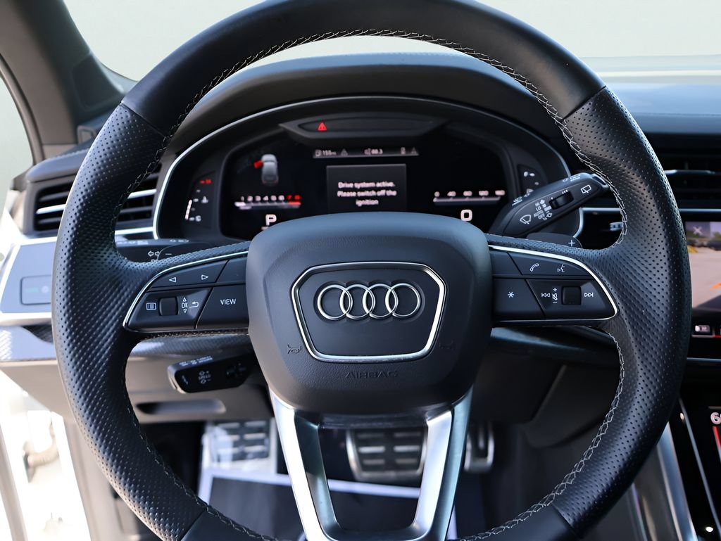 Used 2022 Audi SQ7 Prestige AWD/4WD image 32