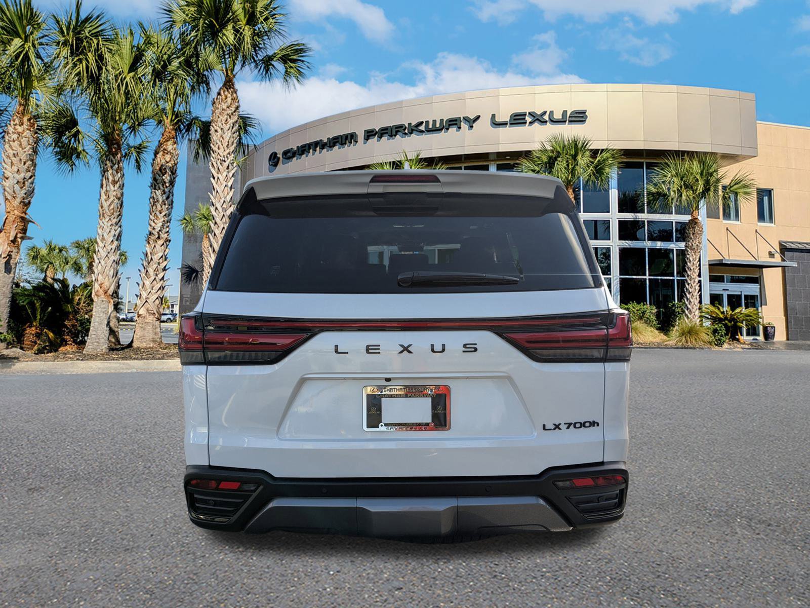New 2025 Lexus LX 700h Overtrail image 5