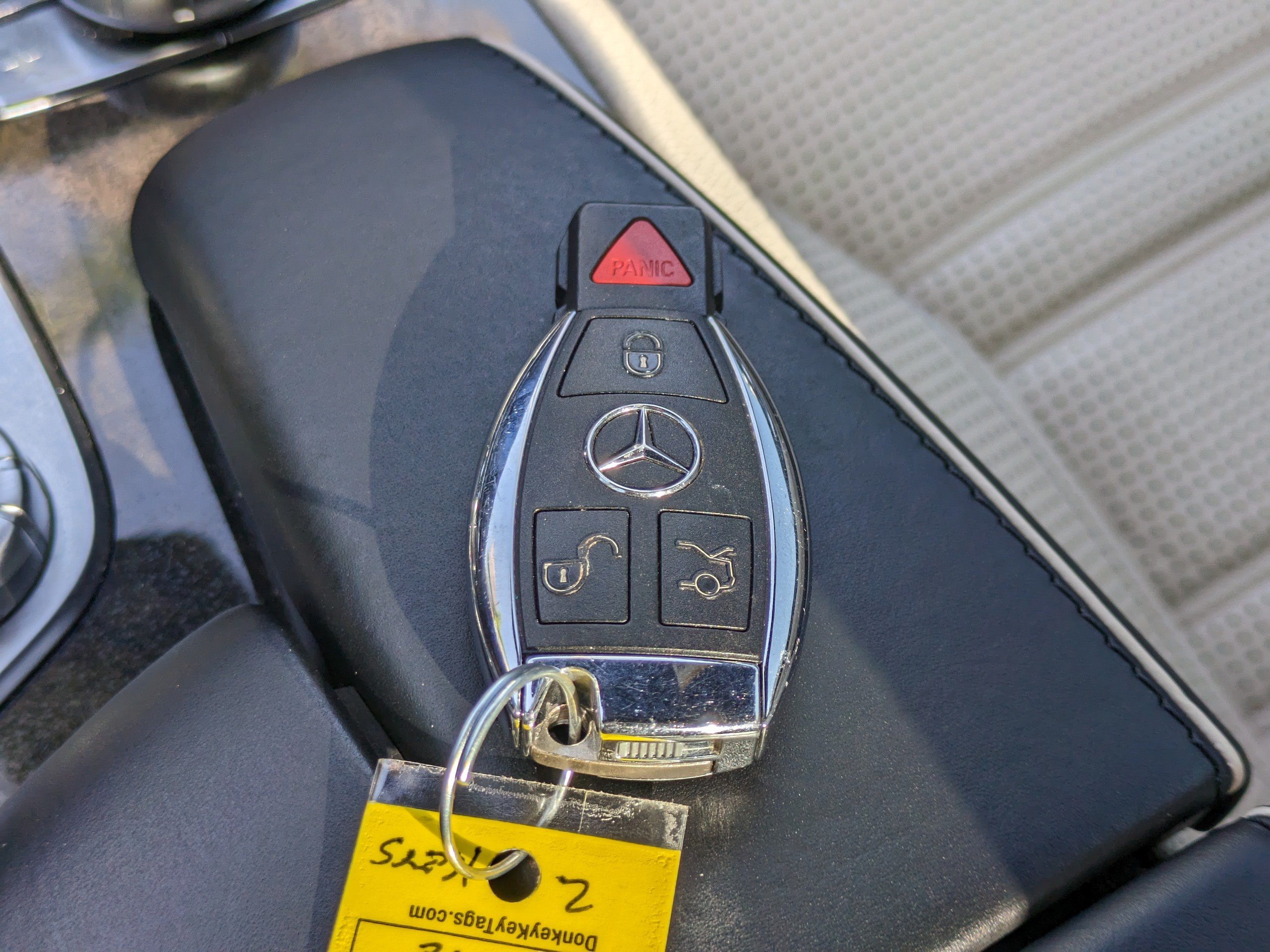 Used 2014 Mercedes-Benz SL 63 AMG image 37
