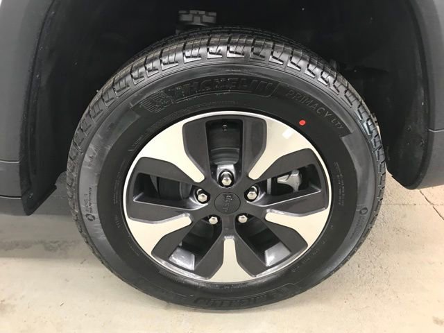 New 2025 Jeep Grand Cherokee Limited 4xe image 30