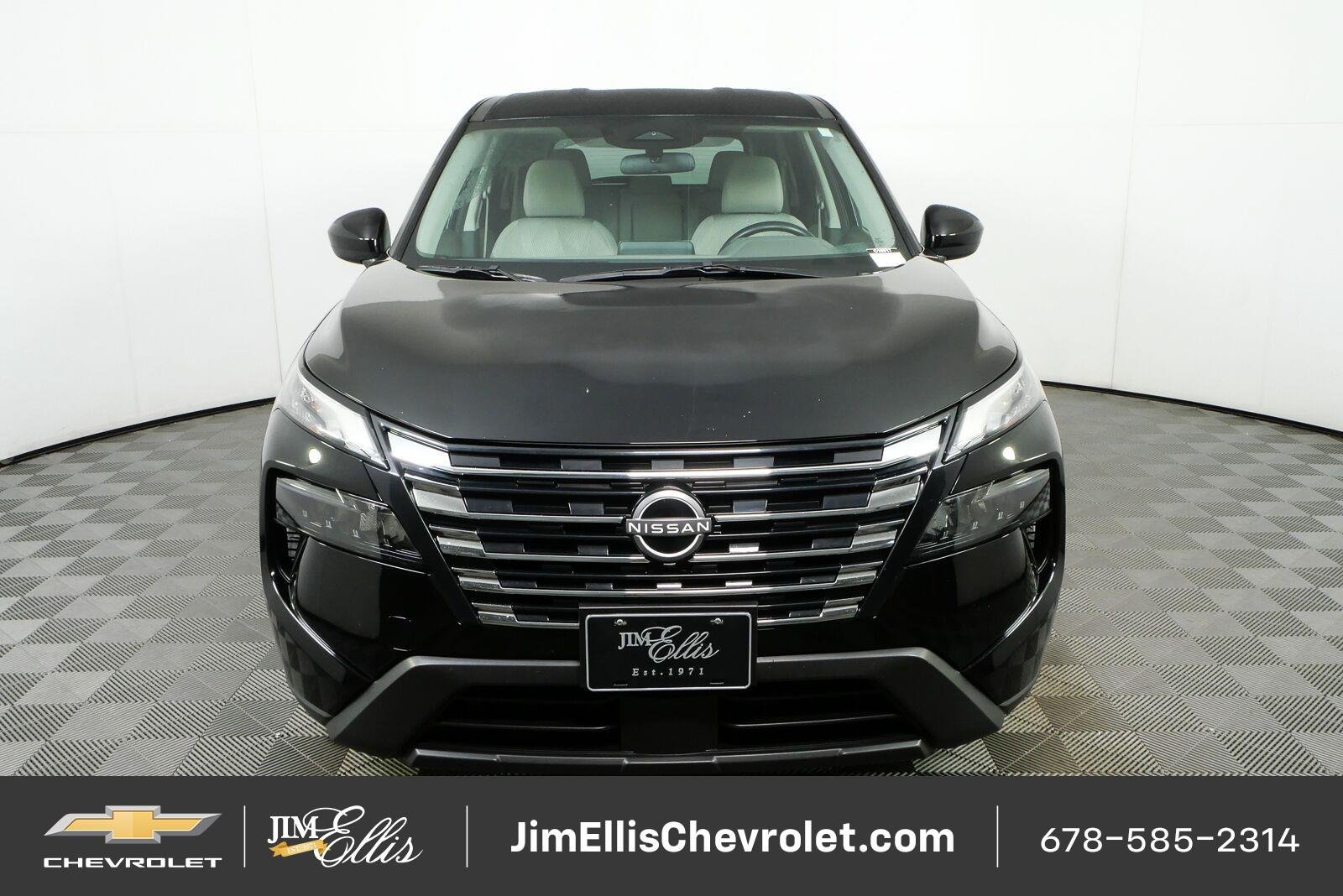 Used 2025 Nissan Rogue SV AWD/4WD image 25
