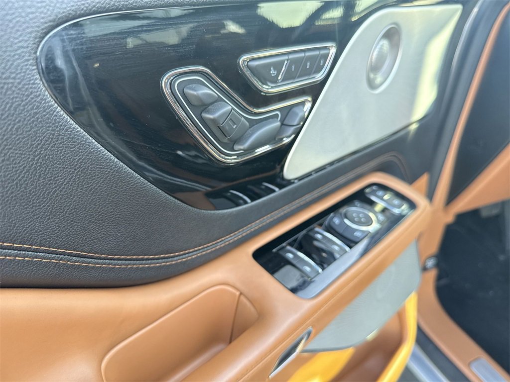 Used 2020 Lincoln Aviator Black Label w/ Class IV Trailer Tow Package image 14