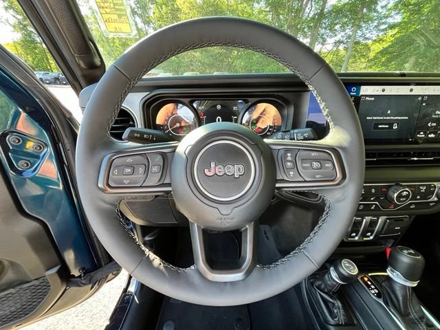 Certified 2025 Jeep Wrangler Sport AWD/4WD image 23