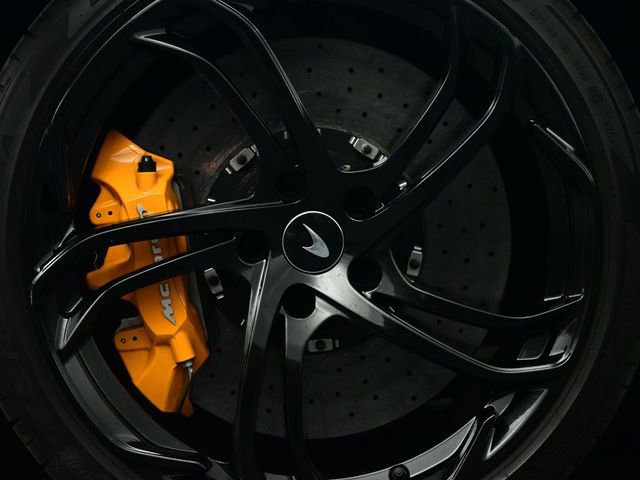 Used 2024 McLaren 750S Spider image 46