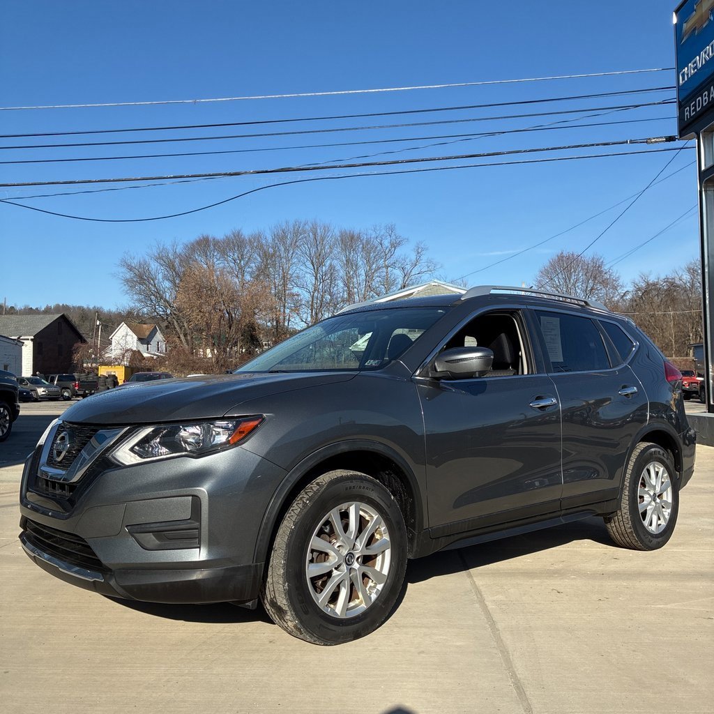 Used 2017 Nissan Rogue SV w/ SV Premium Package