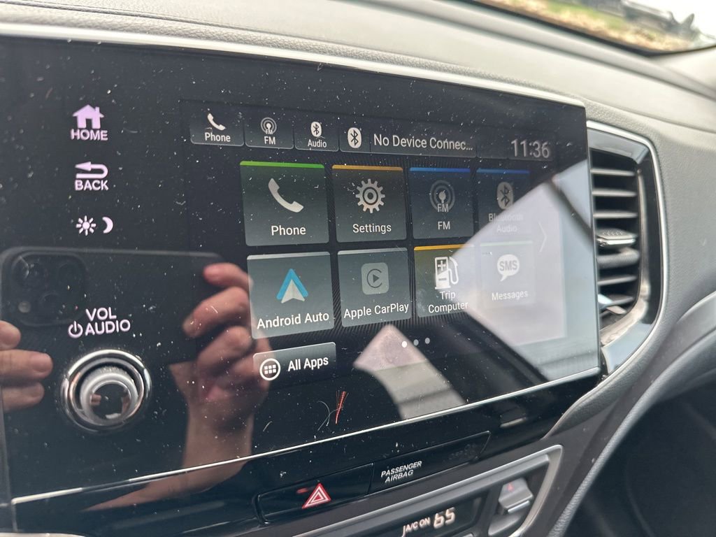 Used 2021 Honda Pilot EX image 16