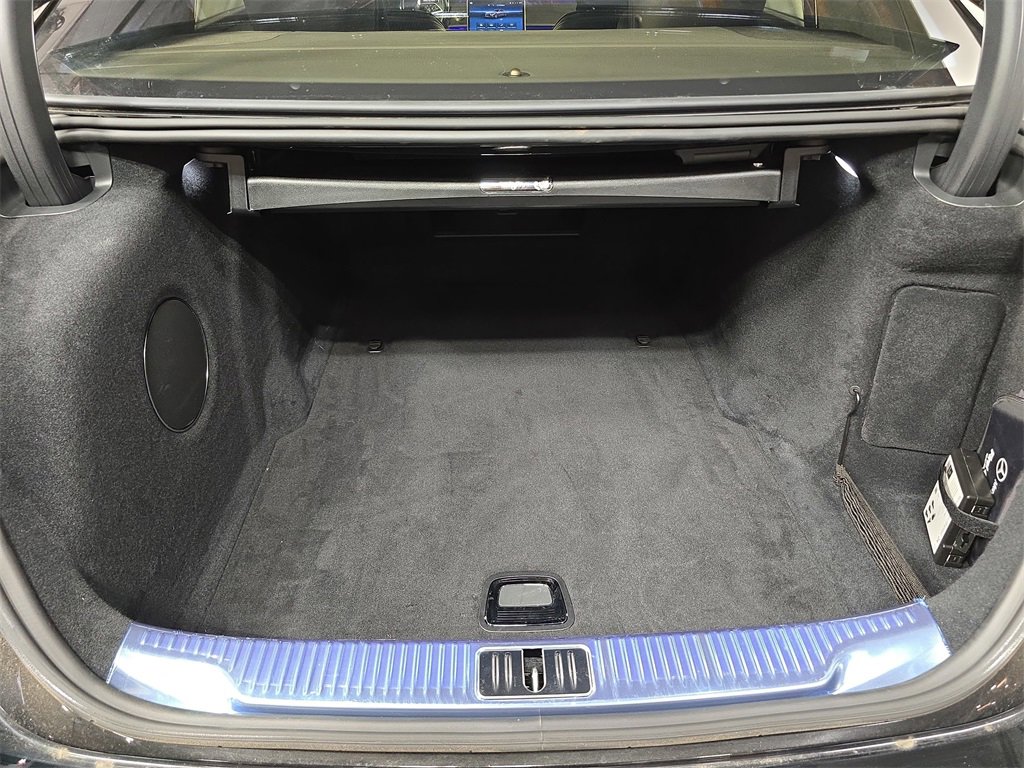 Used 2025 Mercedes-Benz S 580 4MATIC Sedan image 31