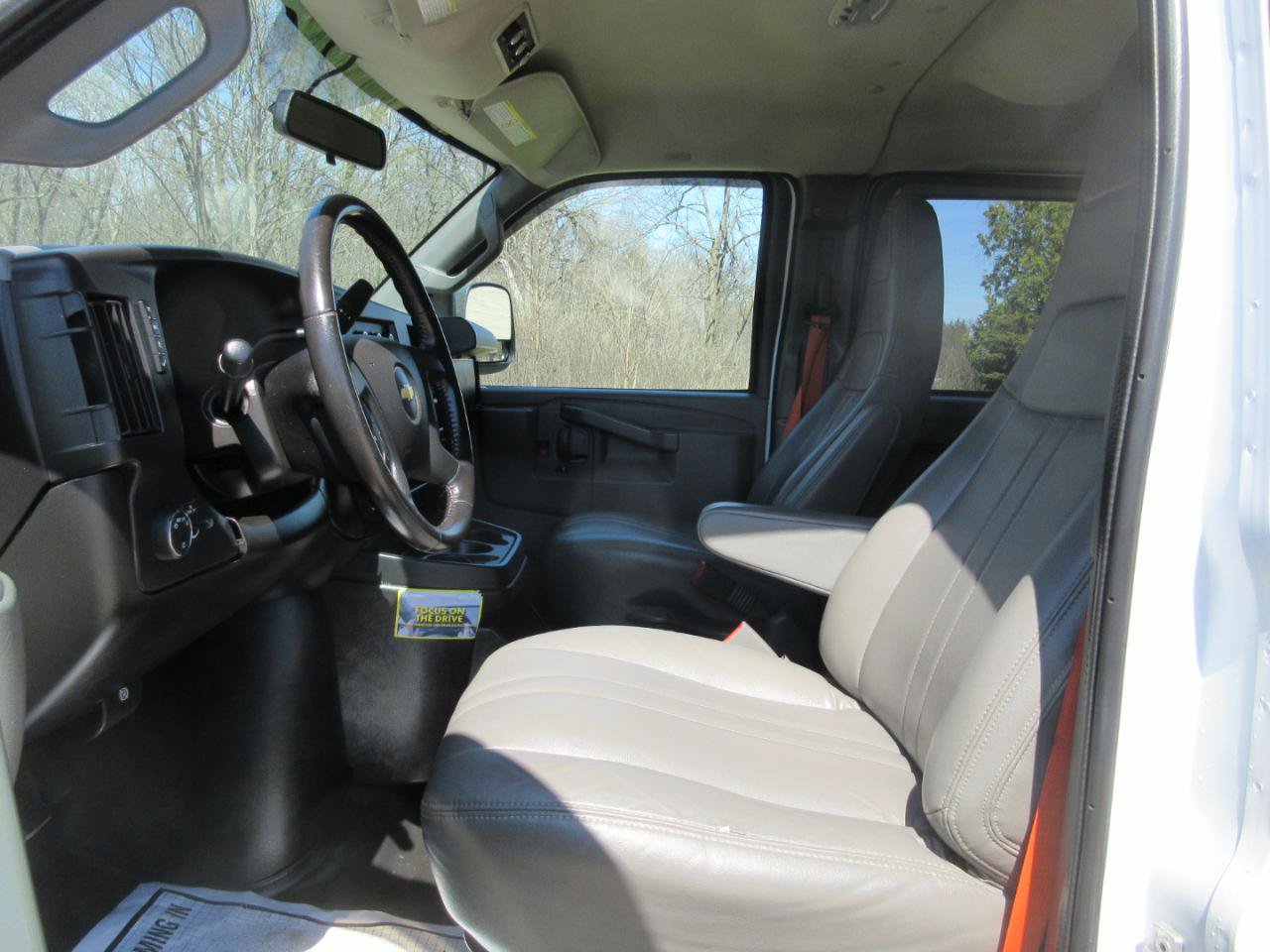 Used 2020 Chevrolet Express 2500 Extended RWD image 34