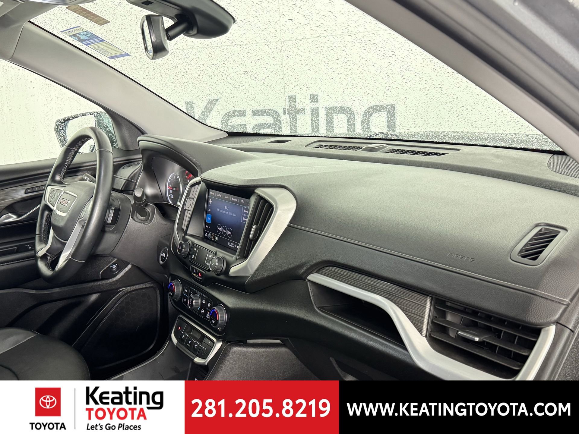 Used 2024 GMC Terrain SLT image 20