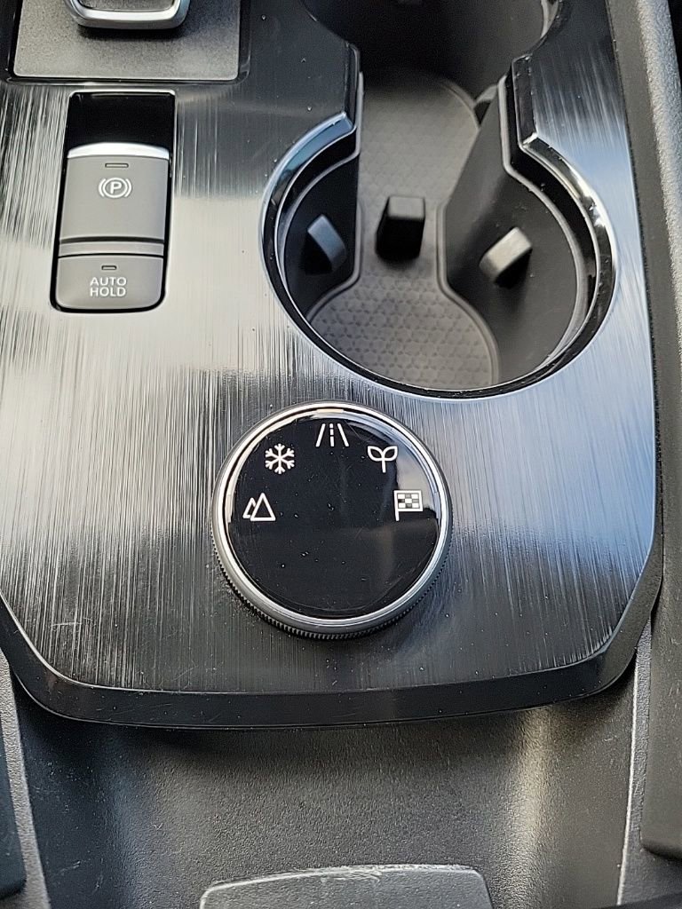 Certified 2024 Nissan Rogue S image 27