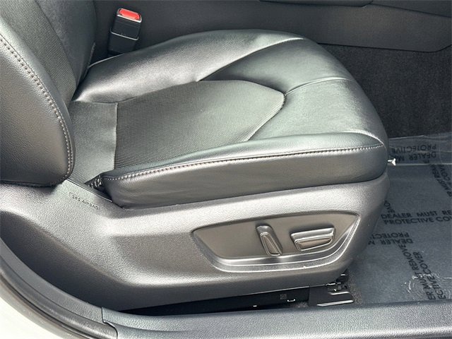 Certified 2020 Toyota Camry XLE image 12