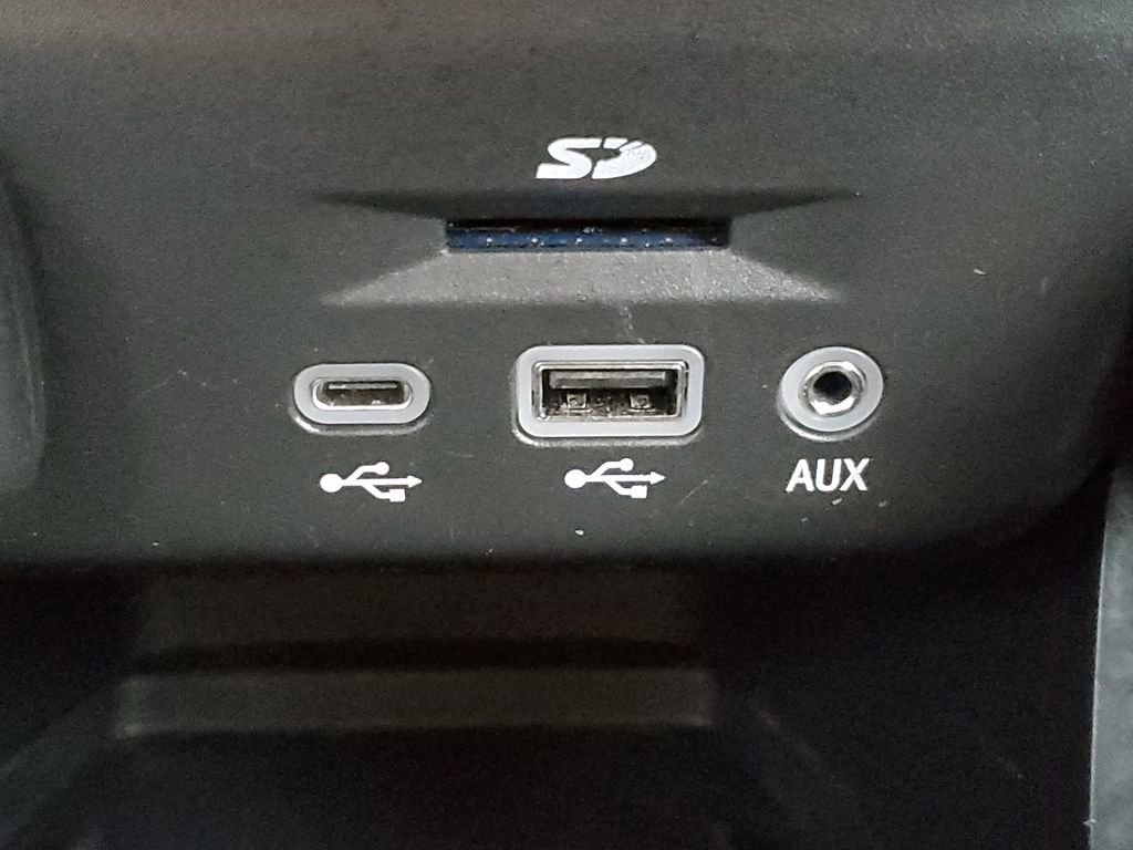 Used 2021 Chevrolet TrailBlazer RS w/ Technology Package image 19