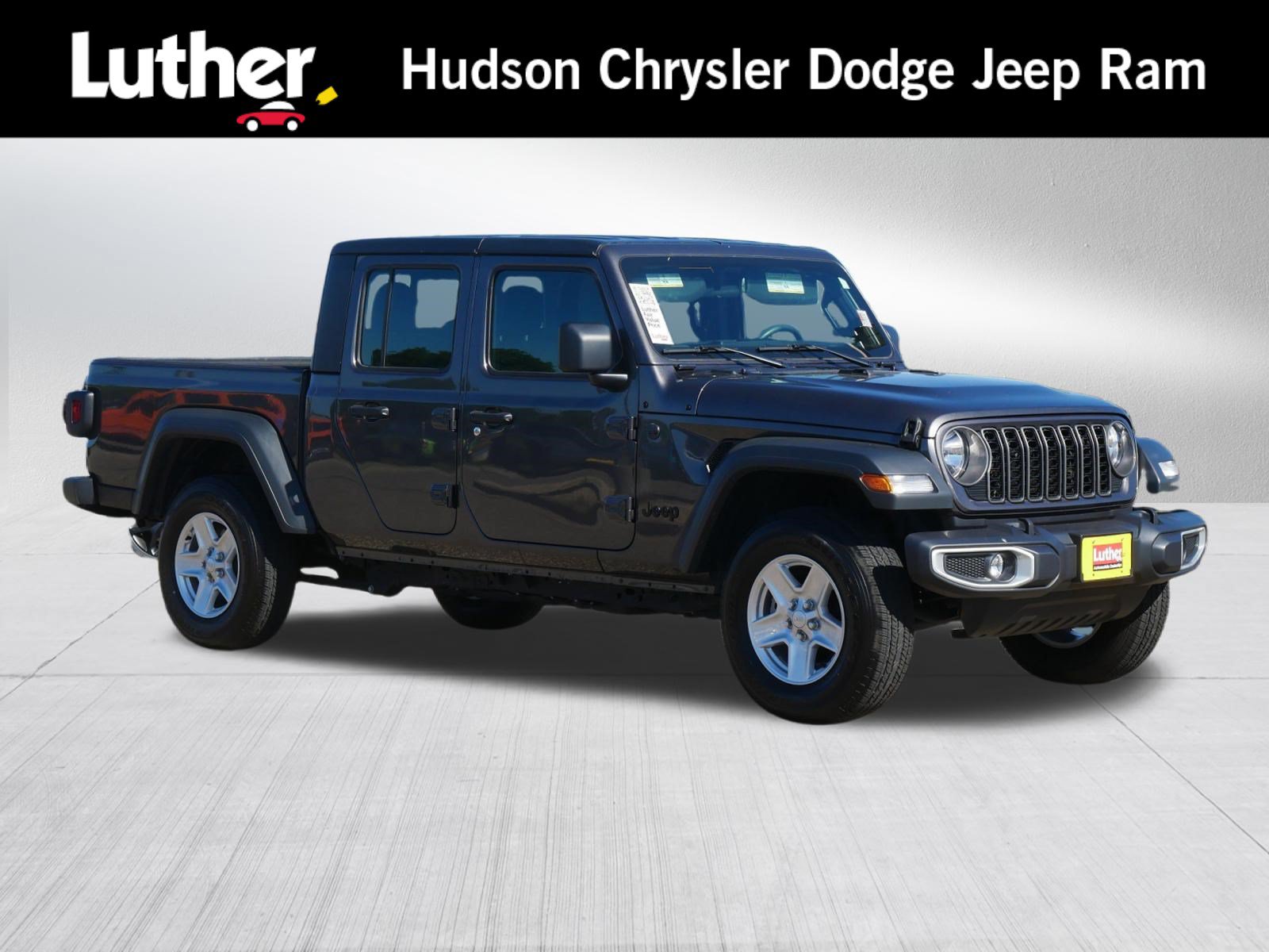Used 2025 Jeep Gladiator Sport AWD/4WD image 1