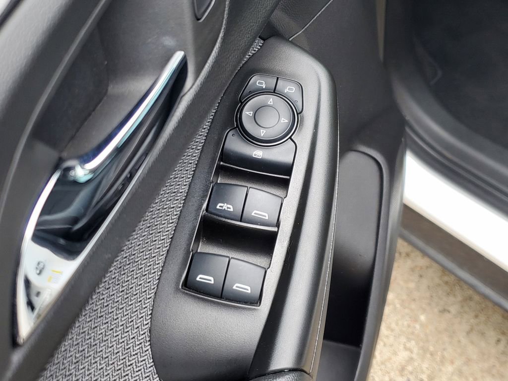 Used 2023 Chevrolet TrailBlazer LT FWD image 17