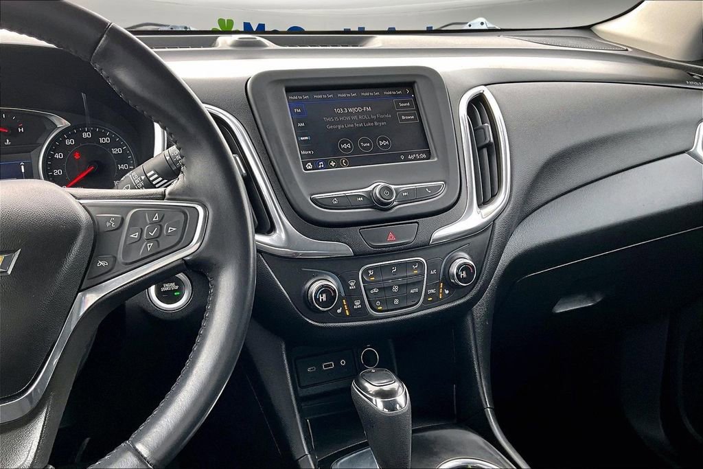 Used 2020 Chevrolet Equinox LT w/ Driver Convenience Package image 9